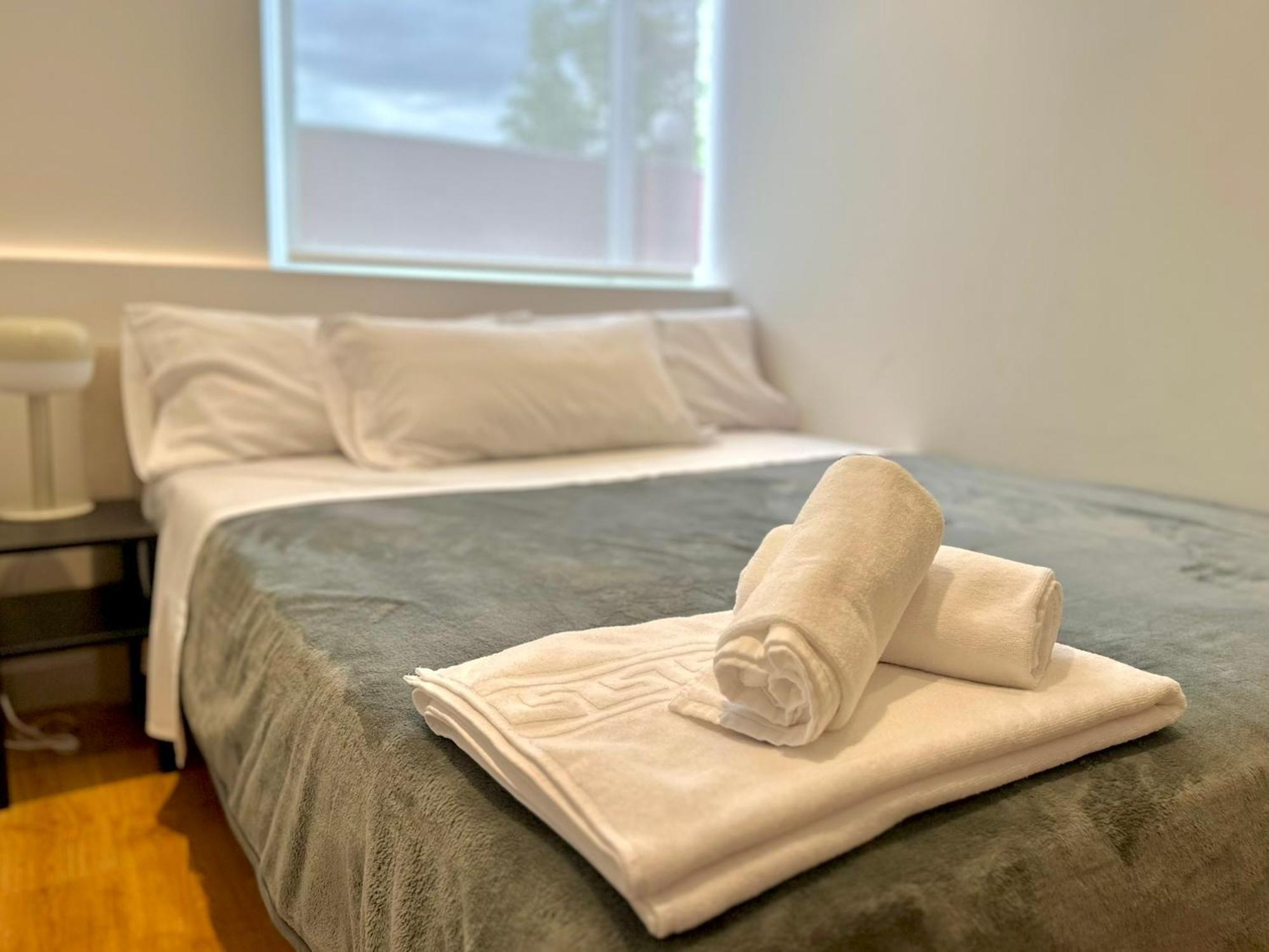 Apartamentos Noviembre Madrid Esterno foto