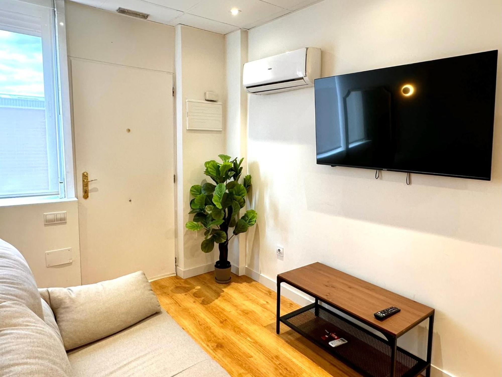 Apartamentos Noviembre Madrid Esterno foto