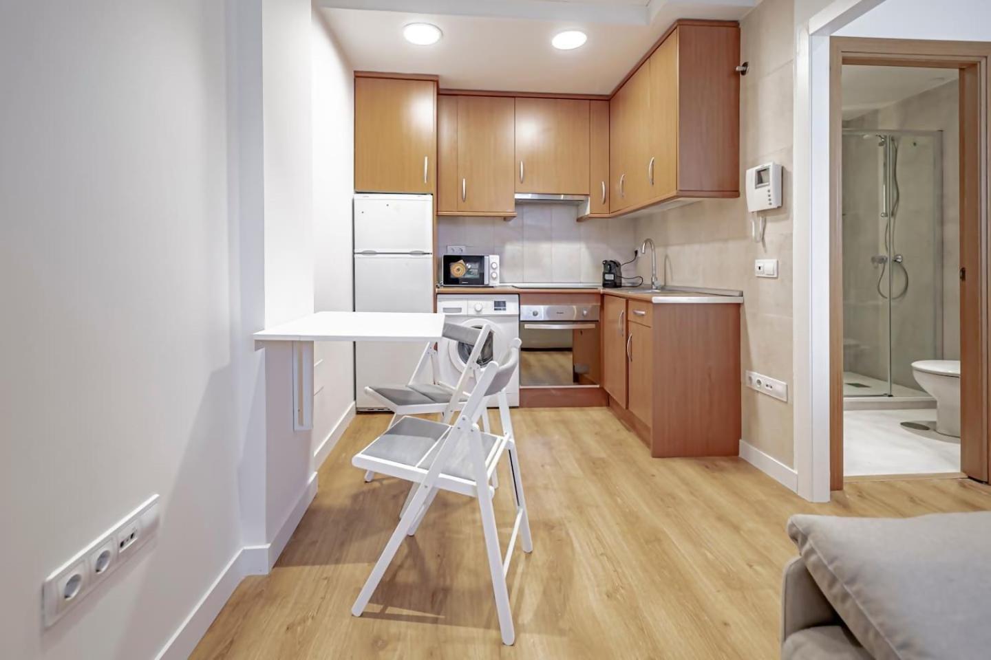 Apartamentos Noviembre Madrid Esterno foto