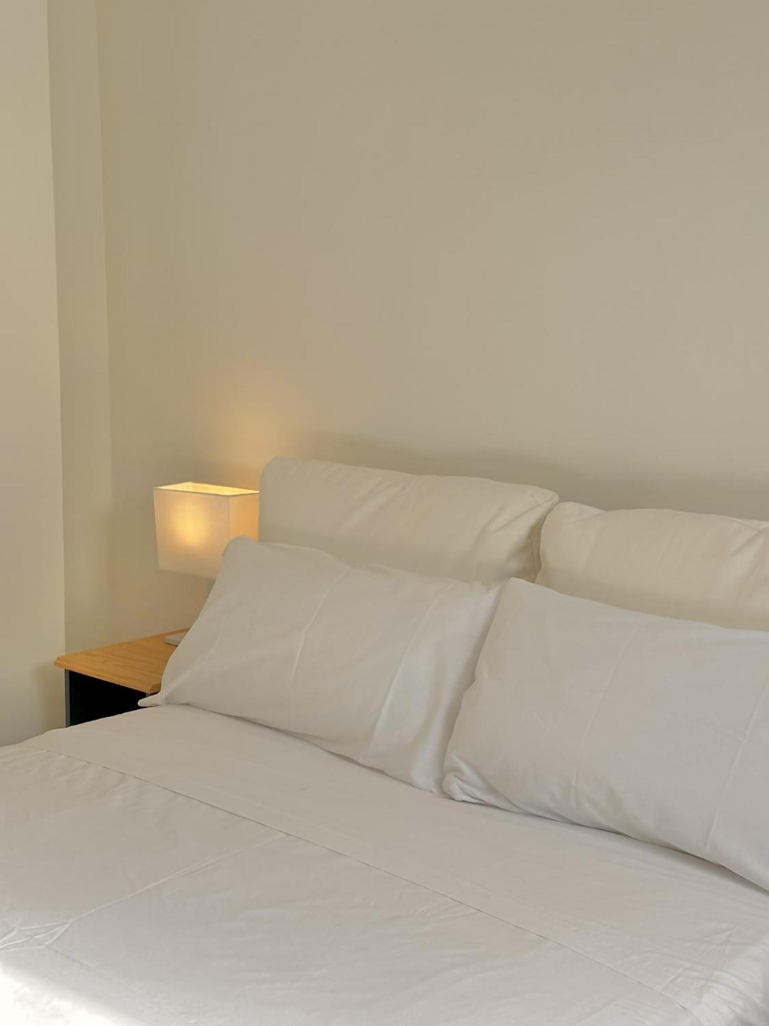 Apartamentos Noviembre Madrid Esterno foto