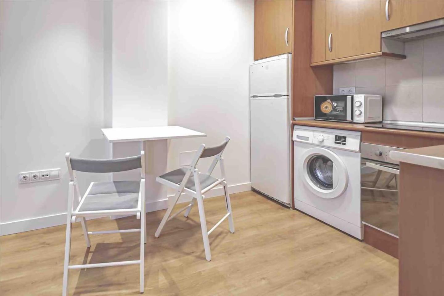 Apartamentos Noviembre Madrid Esterno foto